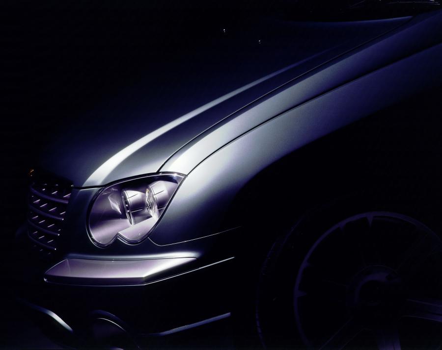 Детали экстерьера Chrysler Pacifica Concept (CS) 2002 года  (фото 3 из 24)